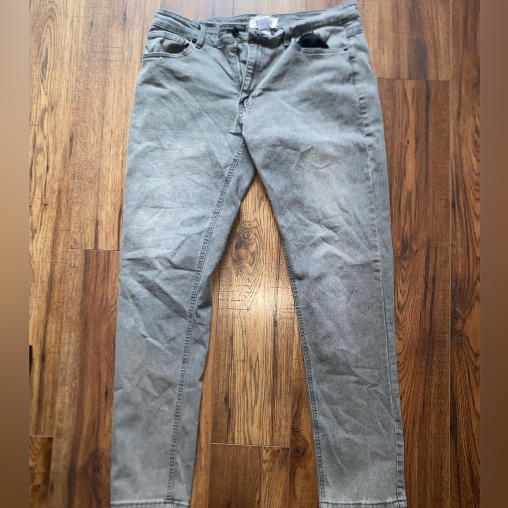 House of Triot Grey Jeans